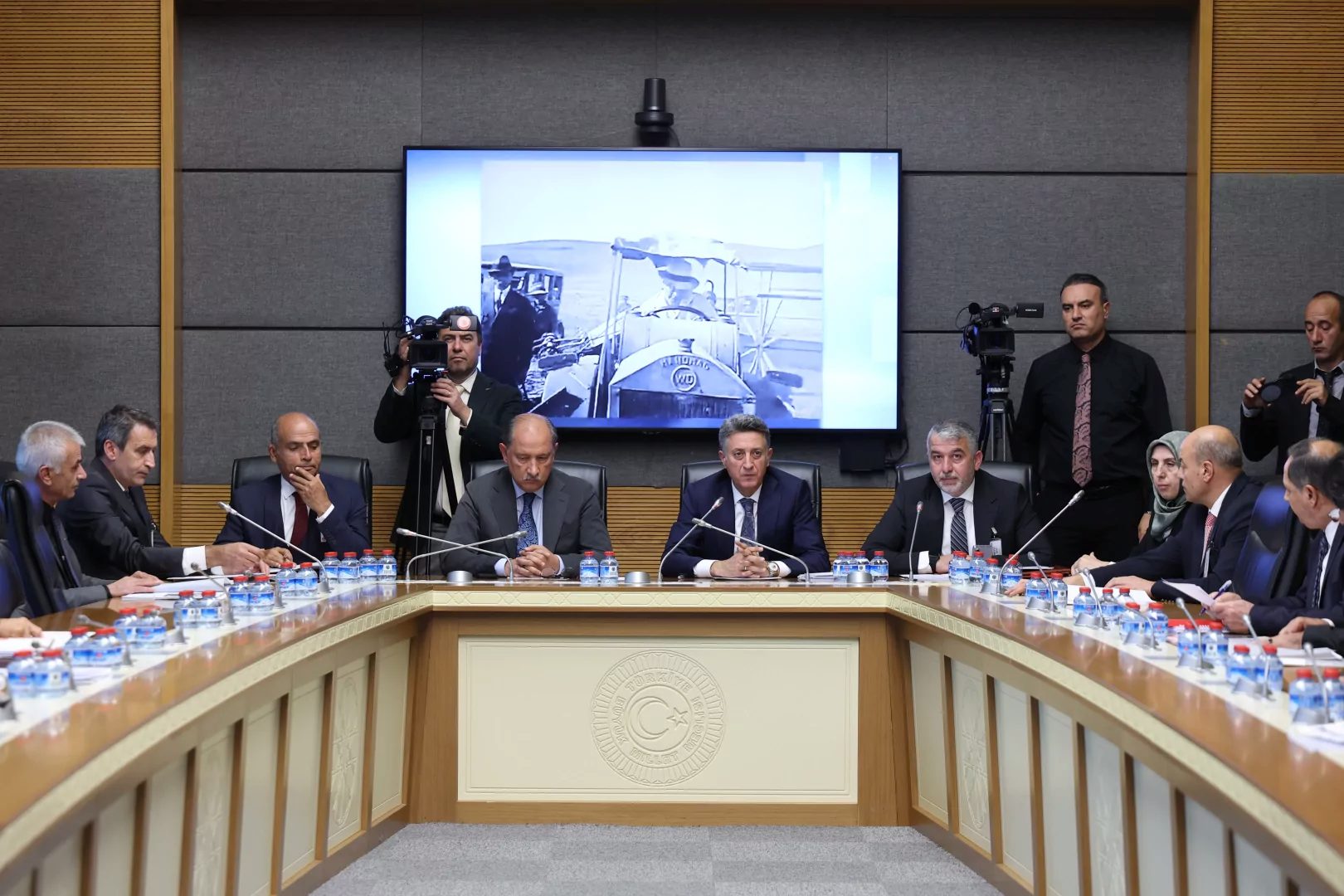 TBMM KİT Komisyonunda AOÇ'nin 2023 ve 2024 bilançoları görüşüldü. Atatürk