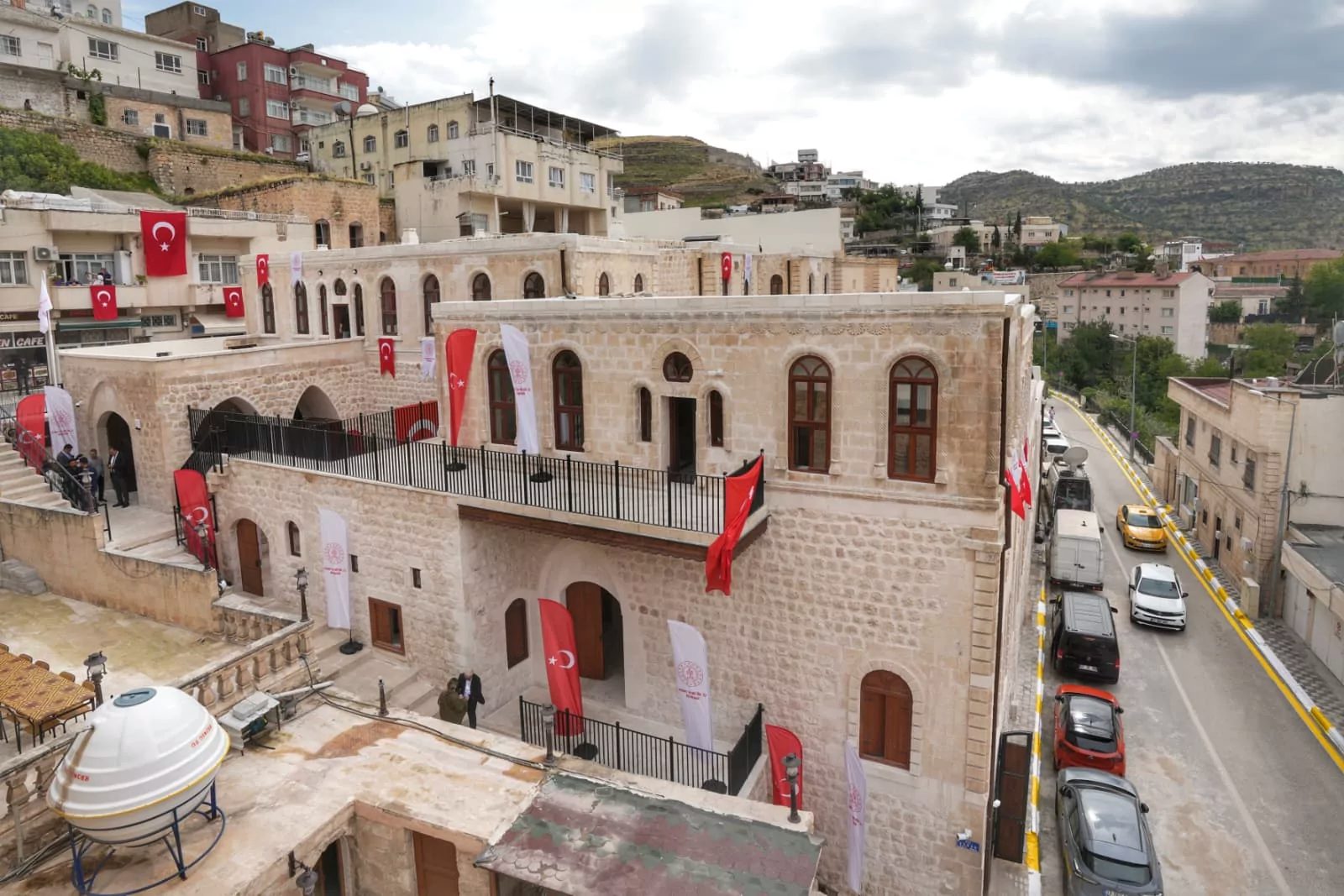 Kültür ve Turizm Bakanı Mehmet Nuri Ersoy, Nobel ödüllü bilim