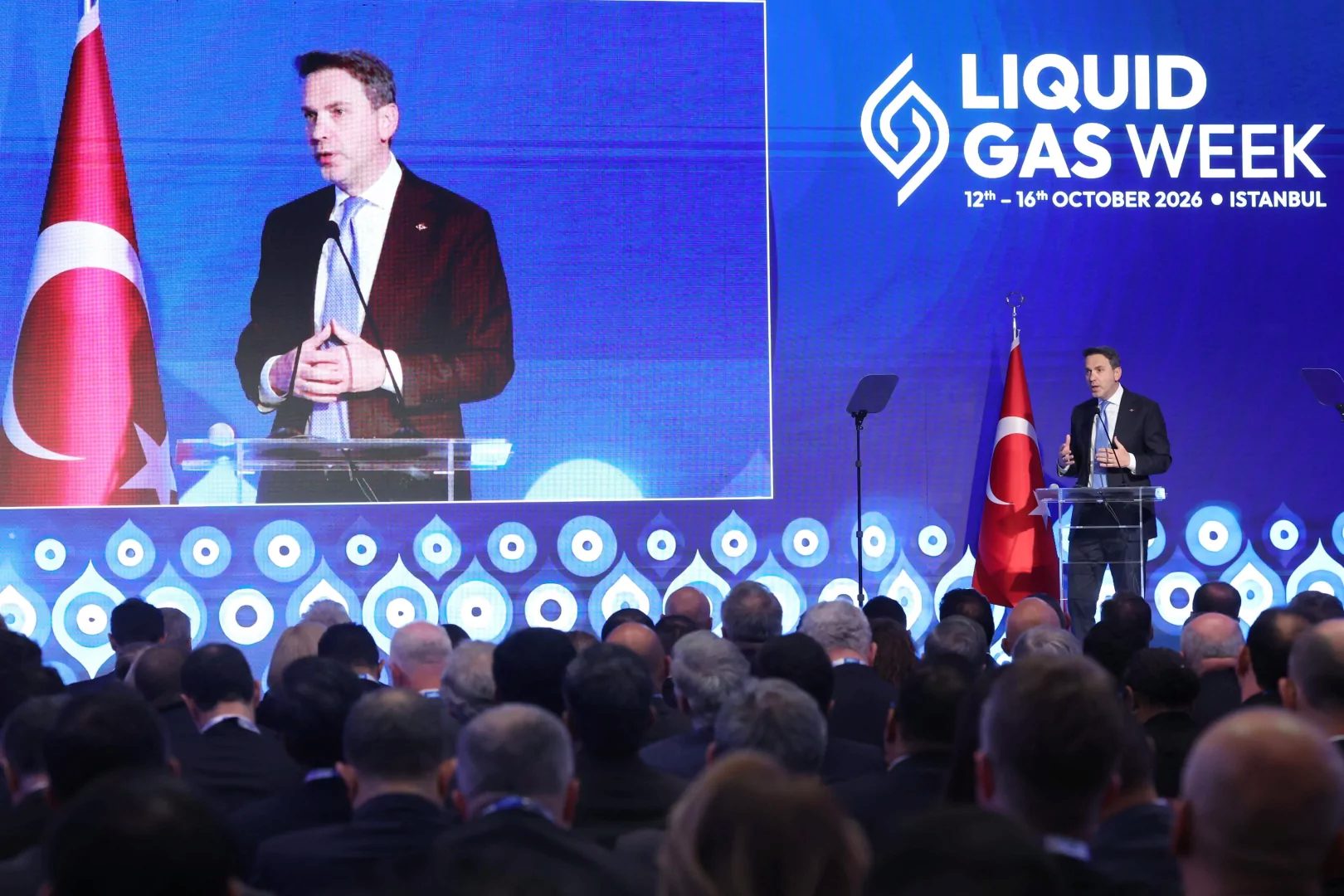 Enerji ve Tabii Kaynaklar Bakanı Alparslan Bayraktar, İstanbul’da düzenlenen Sıvılaştırılmış