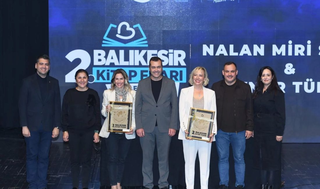 2. Balıkesir Kitap Fuarı, 9. gününde de on binlerce Balıkesirliyi