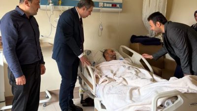 Sason Belediye Başkanı İrfan Demir, Sağlık Bakım Hizmetleri Müdürü Ali