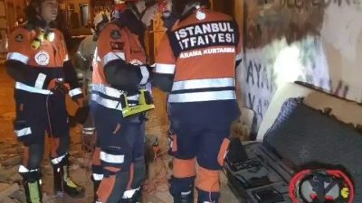 İstanbul Beyoğlu’nda 5 katlı metruk binada çökme meydana geldi. Kalyoncu