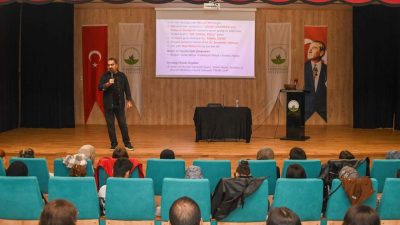 Bursa'da Osmangazi Belediyesi, üniversite ve lise sınavlarına yönelik eğitim desteklerinin