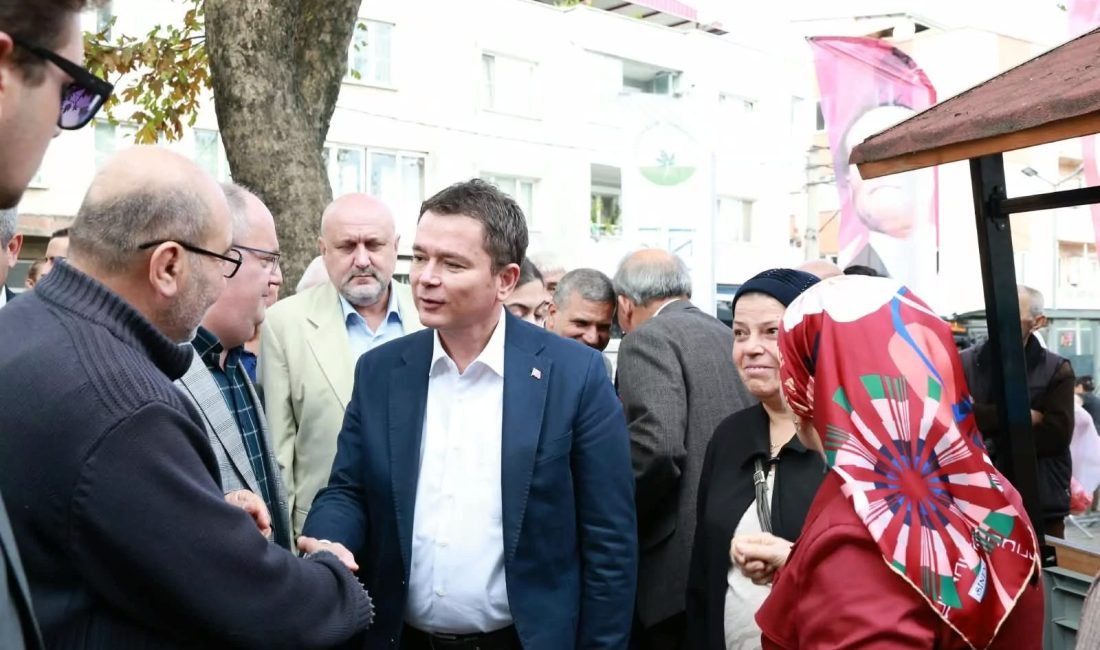 Bursa'da Osmangazi Belediye Başkanı Erkan Aydın, ilçedeki mahalleleri tek tek
