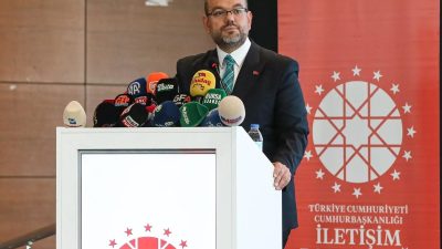İletişim Başkanlığı Bursa Bölge Müdürlüğü tarafından Merinos AKKM’de “İletişim Yüzyılı,