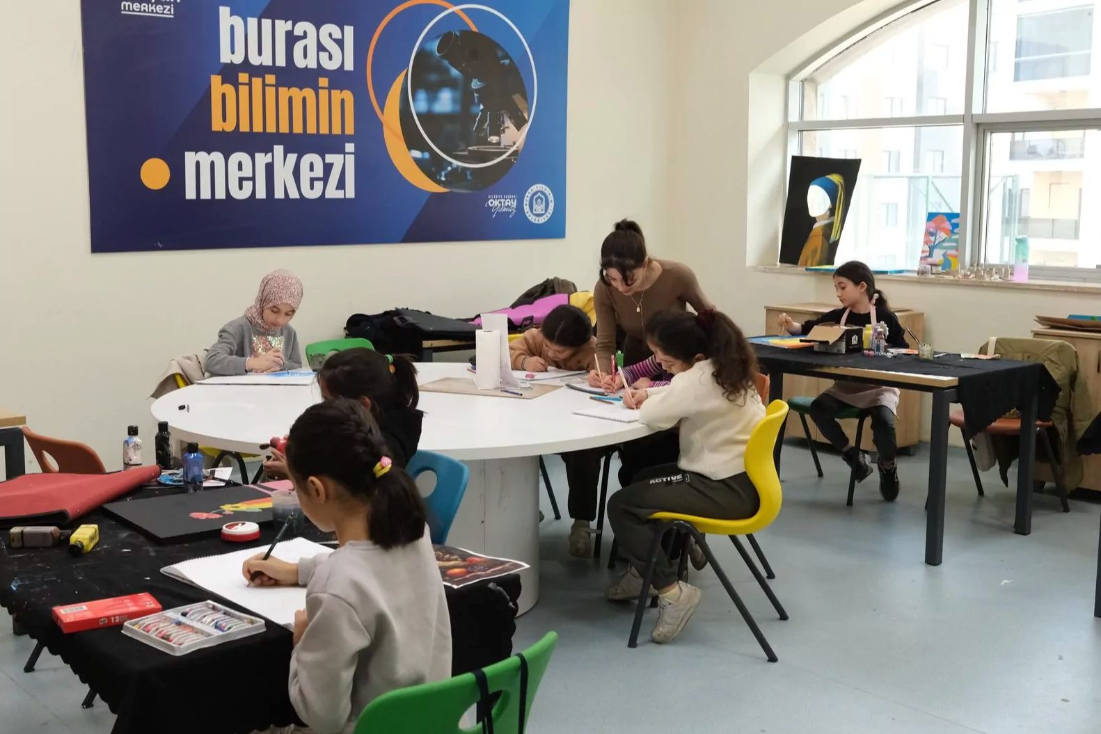 Bursa'da Yıldırım Gençlik Merkezi’nde farklı branşlarda düzenlenecek ücretsiz kurslar için