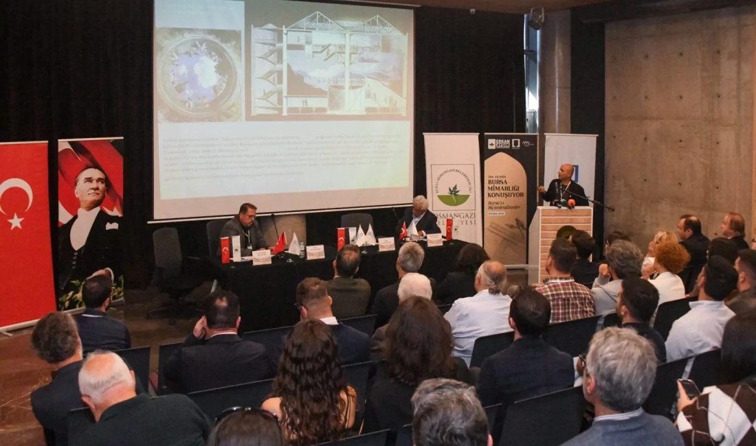 Osmangazi Belediyesi’nin Bursa’nın fethinin 700. yılı etkinlikleri kapsamında düzenlediği “700.