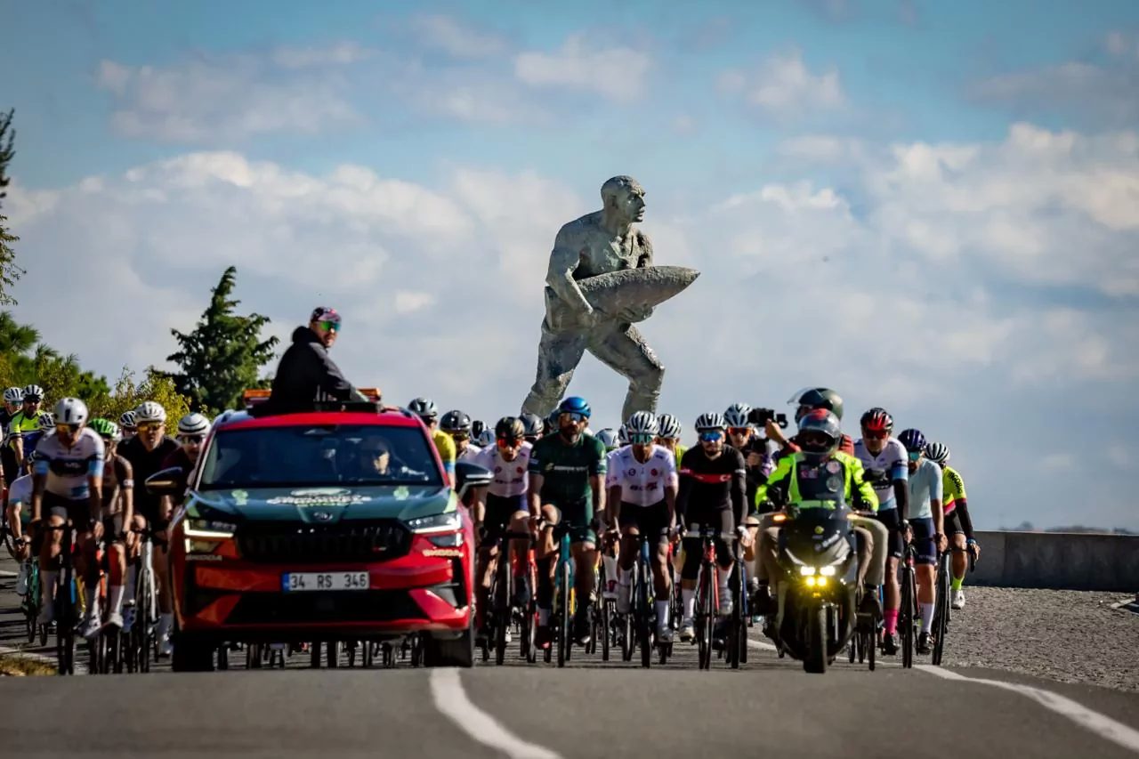 İlk kez düzenlenen ŠKODA Çanakkale Gran Fondo, 13 ülkeden 924