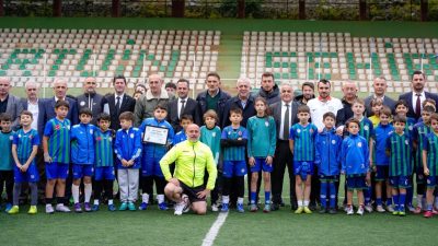 Artvin Belediye Başkanı Bilgehan Erdem, Çaykur Rizespor Futbol Okulları tarafından