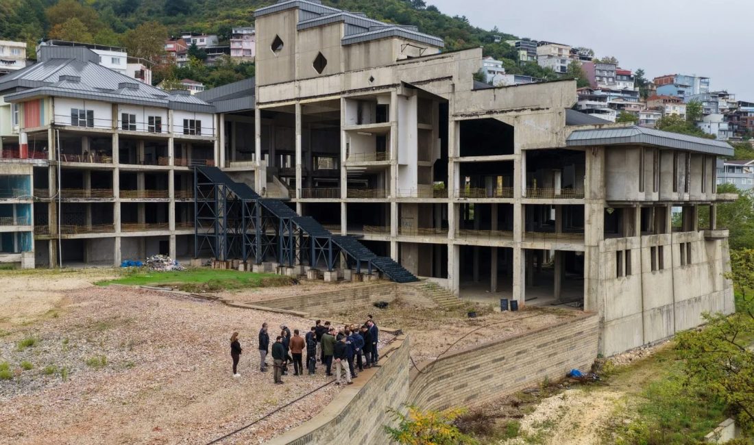 Bursa Büyükşehir Belediye Başkan Vekili Şahin Biba, ‘Çekirge Teras’ projesinde
