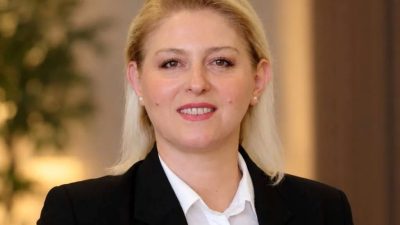 CHP Edirne İl Başkanı Özlem Becan, belediye başkanları ve milletvekillerinin