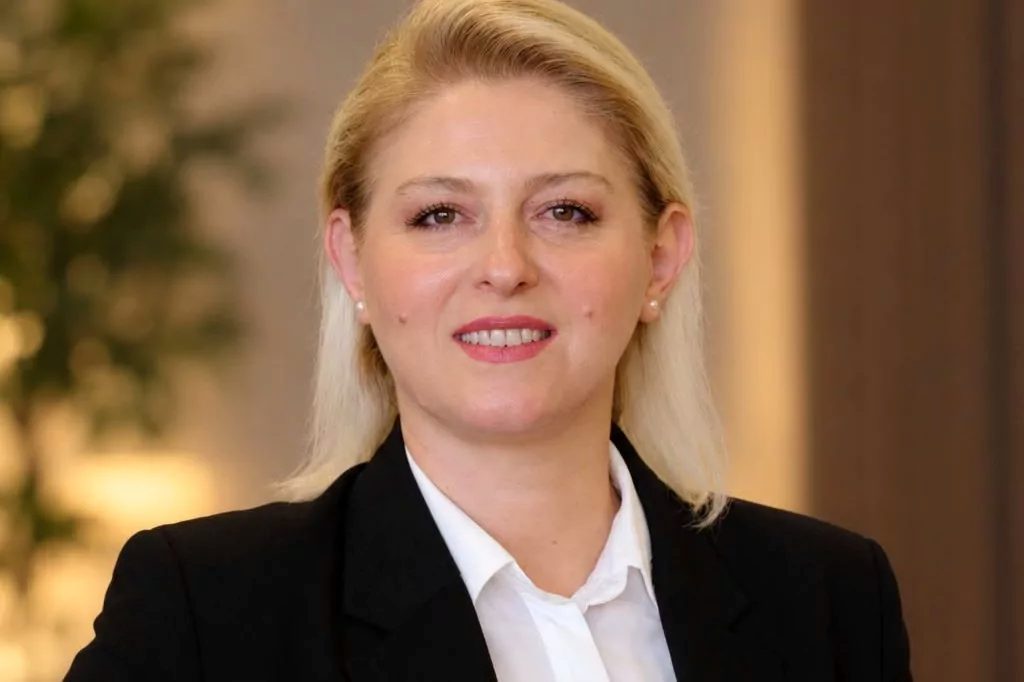 CHP Edirne İl Başkanı Özlem Becan, belediye başkanları ve milletvekillerinin