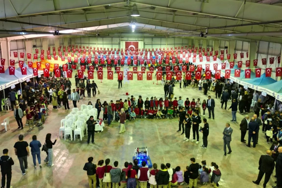 Çorum Belediyesi tarafından düzenlenen Bilim Şenliği, Ticaret ve Sanayi Odası