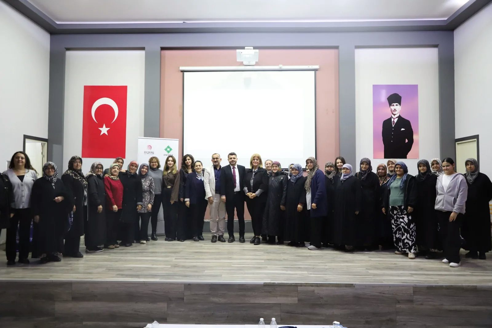Bursa’nın köklü sivil toplum kuruluşlarından DAĞDER, kadınların sosyal yaşamda daha