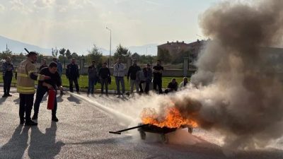 Erzincan Belediyesi İtfaiye Müdürlüğü Eğitim Amirliği tarafından Devlet Demir Yolları