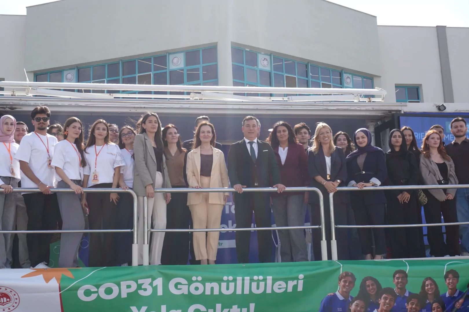 COP31 Türkiye Gönüllülük Programı, Dokuz Eylül Üniversitesi'nde (DEÜ) gerçekleştirildi.