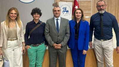 Dokuz Eylül Üniversitesi (DEÜ) Turizm Fakültesi tarafından geliştirilen “Kampüsten Sektöre”