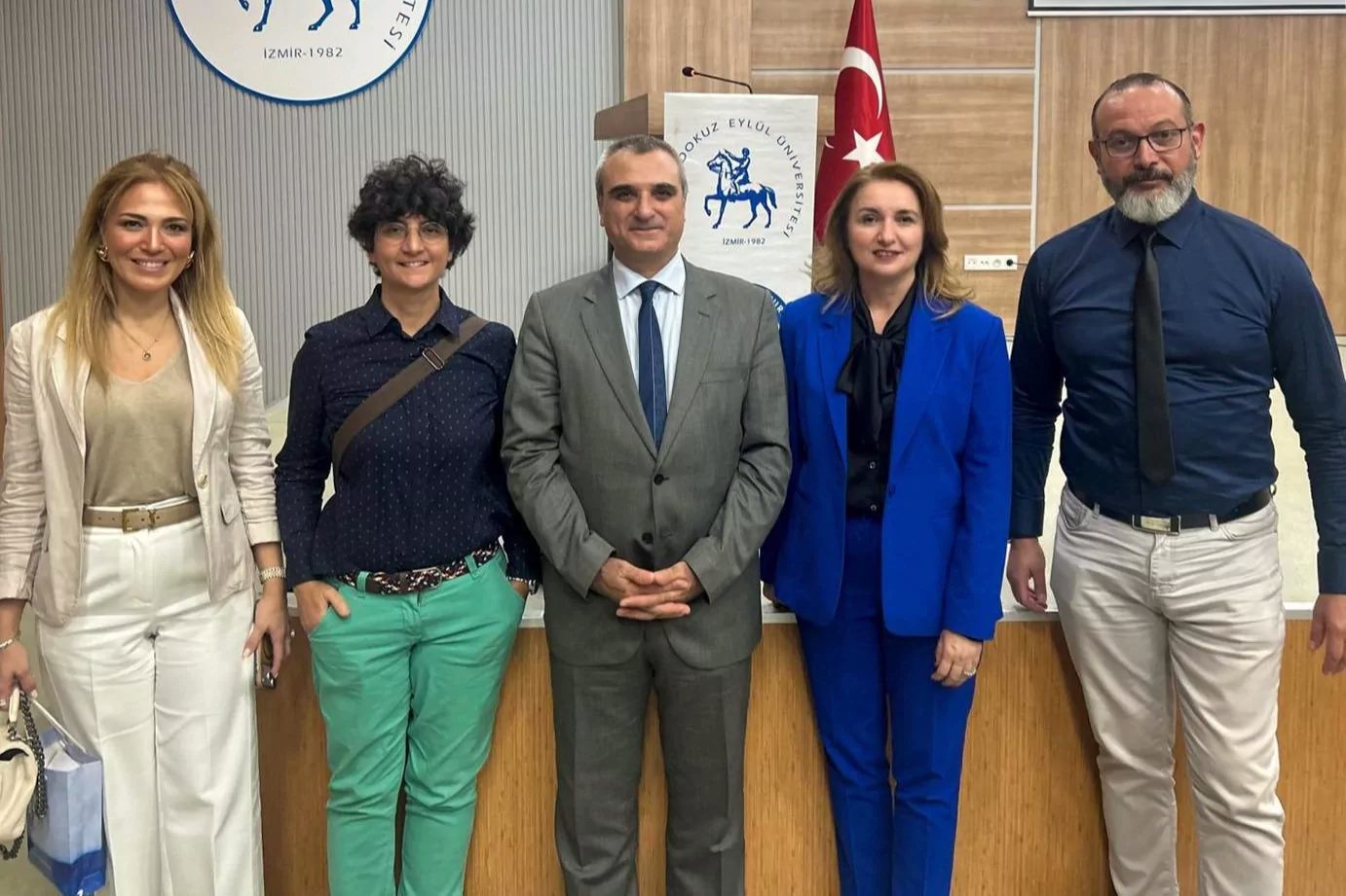 Dokuz Eylül Üniversitesi (DEÜ) Turizm Fakültesi tarafından geliştirilen “Kampüsten Sektöre”
