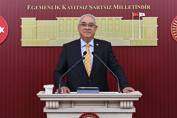 DSP Genel Başkanı Önder Aksakal, fon soruşturmalarına ilişkin yaptığı açıklamada,