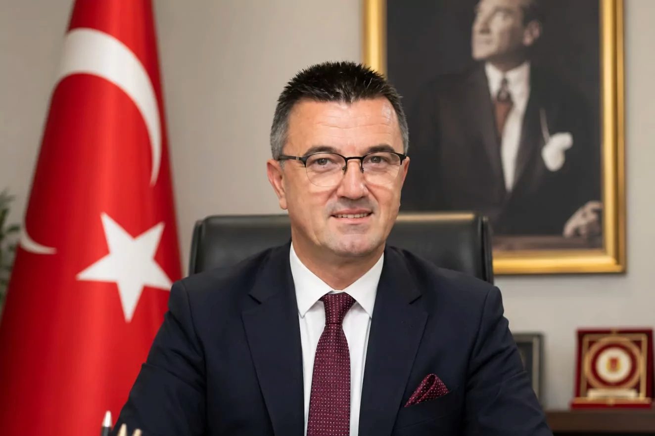 Edirne Gazeteciler Derneği Başkanı Gökhan Tuzladan, azalan gazete abonelikleri ve
