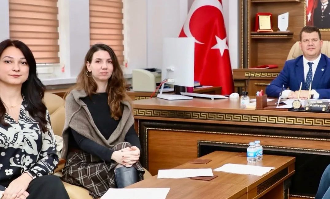 Edirne'de Keşan İlçe Millî Eğitim Müdürü Sercan Kemik başkanlığında, eğitim