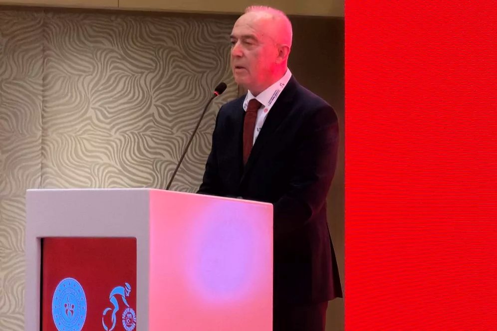 Türkiye Bisiklet Federasyonunun Genel Kurulunda Emin Müftüoğlu yeniden başkan seçilerek