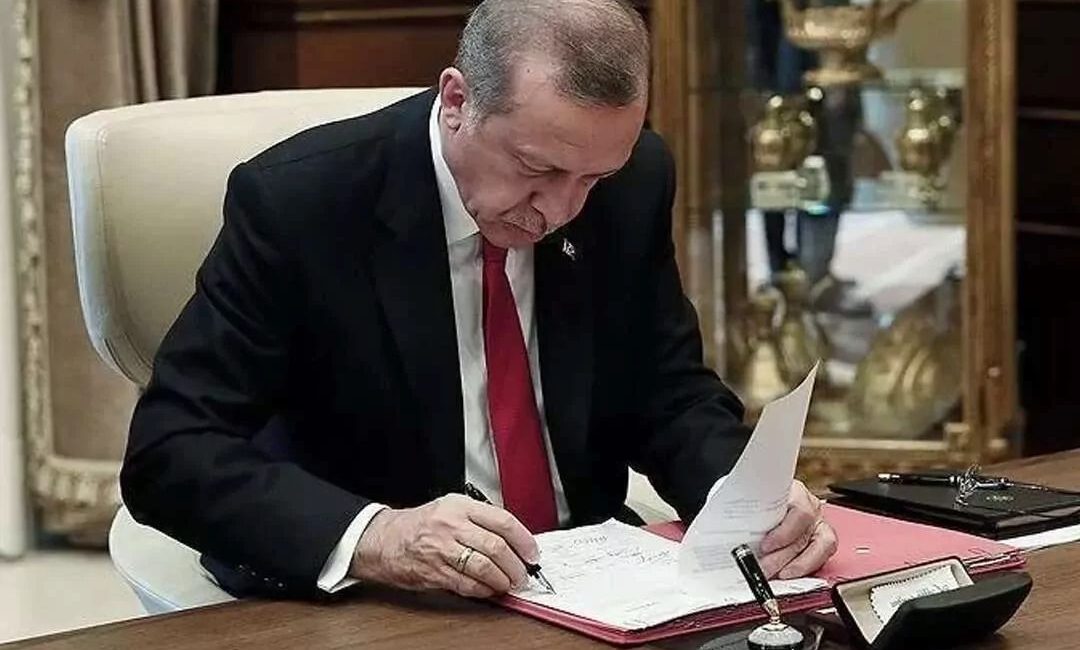 Cumhurbaşkanı Recep Tayyip Erdoğan’ın imzasıyla Resmî Gazete’de yayımlanan atama kararlarıyla