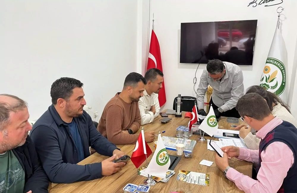 Eskişehir Büyükşehir Belediyesi, üreticilerin toprağını tanıması, doğru gübreleme yöntemlerini belirlemesi