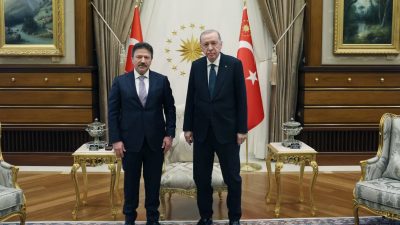 TESK Genel Başkanı Mehmet Yiğiner, Cumhurbaşkanı Recep Tayyip Erdoğan’ı Cumhurbaşkanlığı