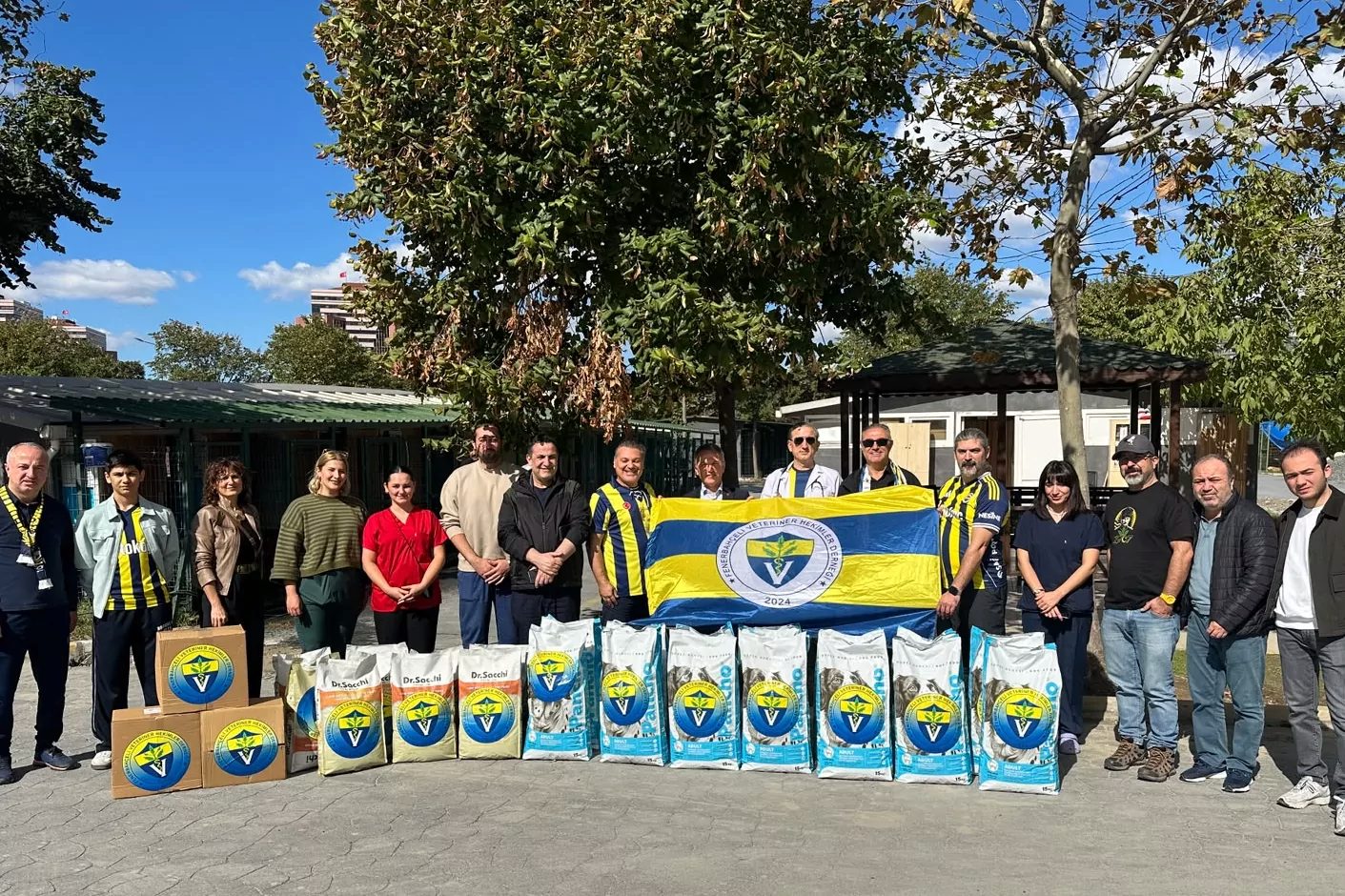 Fenerbahçeli Veteriner Hekimler Derneği, 4 Ekim Hayvanları Koruma Günü kapsamında