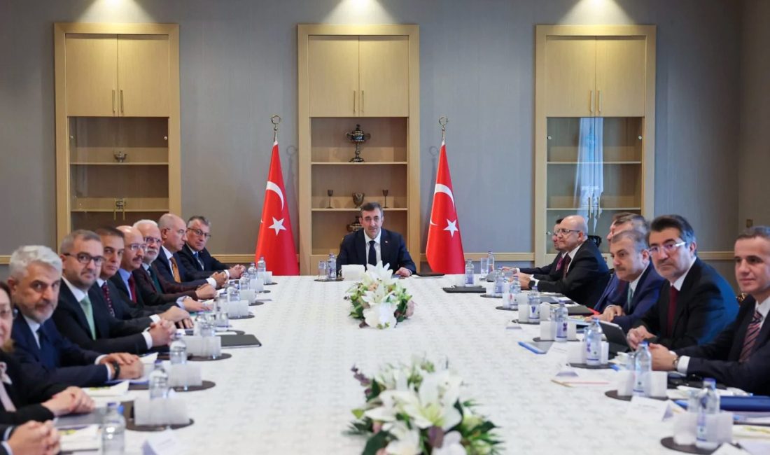 İkinci Fon Kurulu Toplantısı, Cumhurbaşkanı Yardımcısı Cevdet Yılmaz başkanlığında gerçekleştirildi.