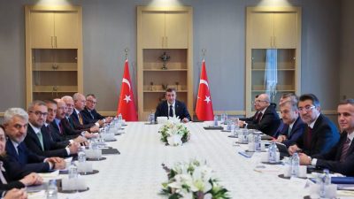 İkinci Fon Kurulu Toplantısı, Cumhurbaşkanı Yardımcısı Cevdet Yılmaz başkanlığında gerçekleştirildi.