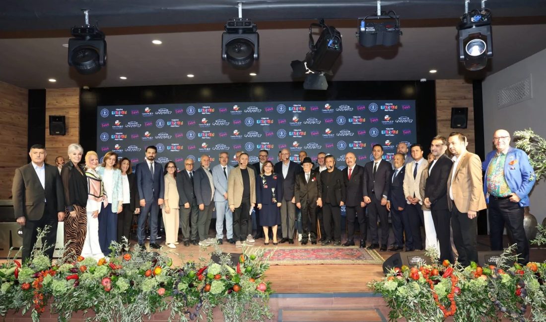 Kültür Yolu Festivali kapsamında düzenlenen GastroAntep'te, Gaziantep Büyükşehir Belediye Başkanı