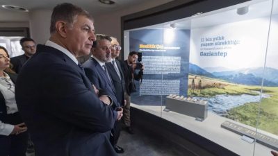 Türkiye Sağlıklı Kentler Birliği Başkanı ve İzmir Büyükşehir Belediye Başkanı