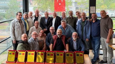 Yıllar önce aynı kışlada, aynı bölükte vatani görevini yapan asker