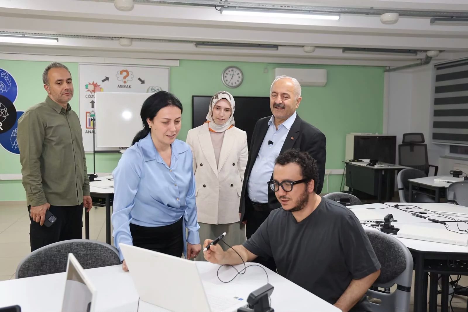 Gebze Belediyesi’nin Kültür Sanat Etkinlikleri kapsamında Prof. Dr. Oytun Erbaş,