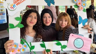 Bursa'da Gemlik Kent Konseyi Gençlik Meclisi ev sahipliğinde Gemlik Bölge