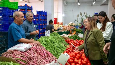 Güzelbahçe Belediye Başkan Vekili Ayşe Akın, Yalı Mahallesi Salı Pazarı