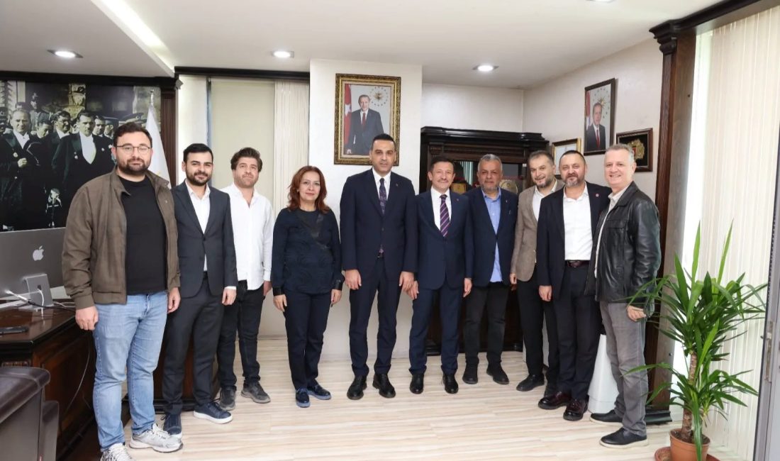 AK Parti Merkez Karar ve Yönetim Kurulu (MKYK) Üyesi Hamza