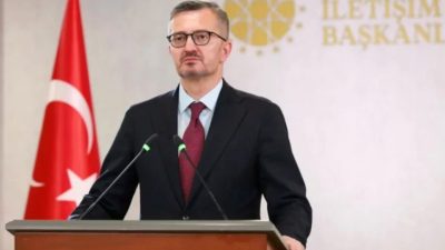 Cumhurbaşkanlığı İletişim Başkanı Burhanettin Duran, Medine-i Münevvere’de Mescid-i Nebevî’ye hizmet