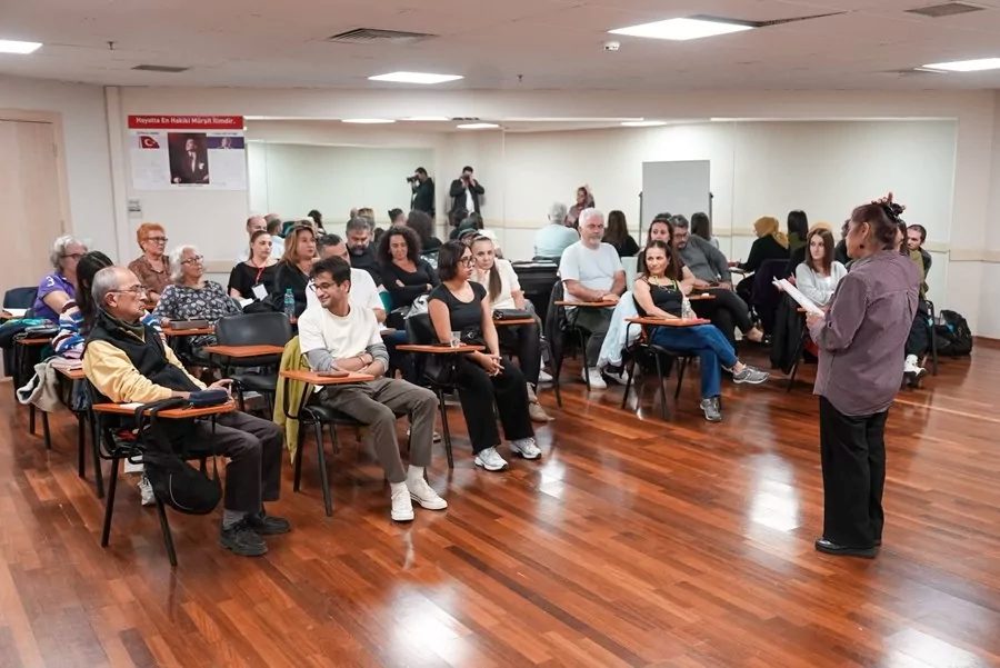 Maltepe Belediyesi tarafından düzenlenen 8. Uluslararası Maltepe Tiyatro Festivali, tiyatronun