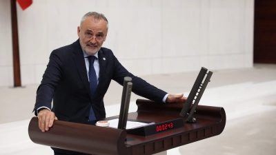 İYİ Parti Edirne Milletvekili Prof. Dr. Mehmet Akalın, çeltik üretim