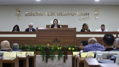 Karabağlar Belediye Başkanı Başkanı Helil Kınay, “Önümüzde iki buçuk yılımız