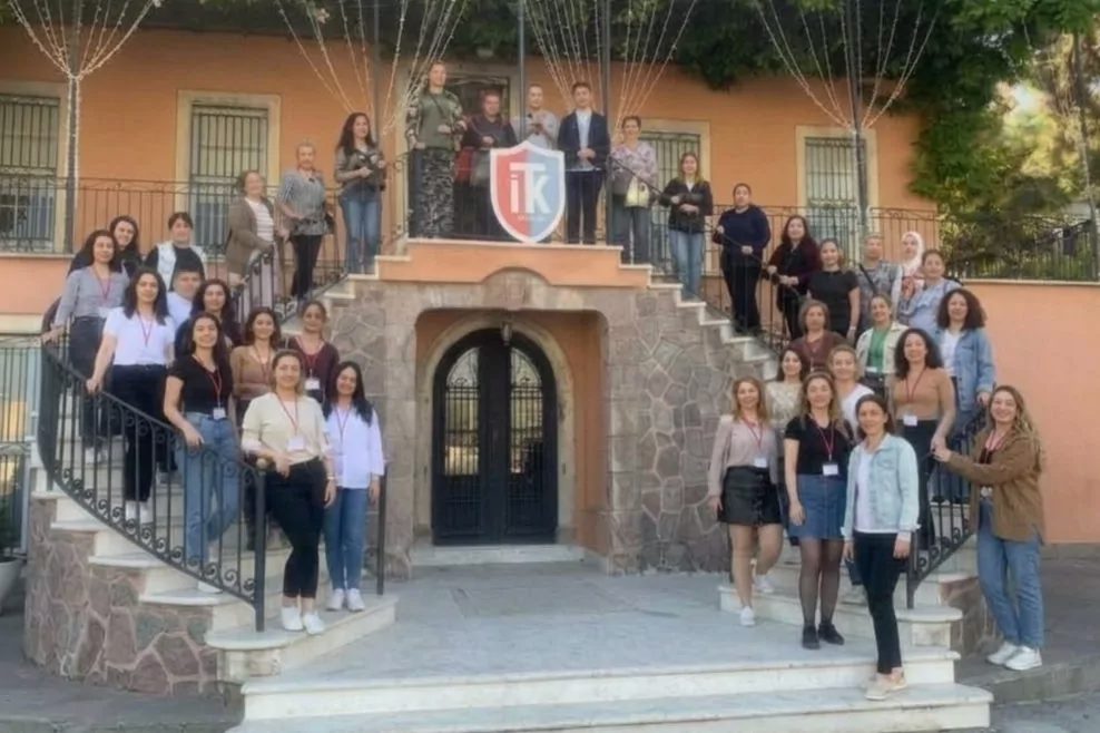 İzmir'de Narlıdere Belediyesi, özel çocuklar ile yaşadığı şehri tanıma fırsatı