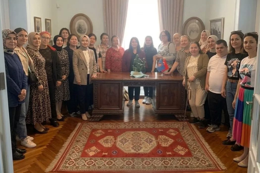 İzmir Narlıdere Belediyesi, özel çocuklar ile yaşadığı şehri tanıma fırsatı