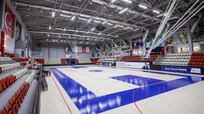 İzmir Büyükşehir Belediyesi, Kültürpark’taki Celal Atik Spor Salonu’nu baştan aşağı