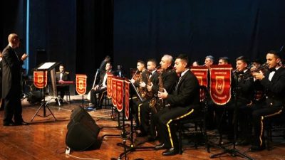 Mardin Artuklu Üniversitesi Kültür Merkezi’nde sahne alan Kara Kuvvetleri Bando