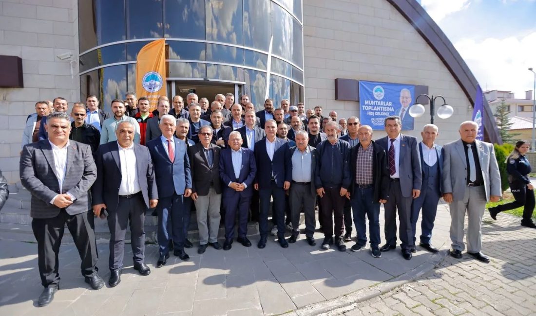 Kayseri Büyükşehir Belediye Başkanı Dr. Memduh Büyükkılıç, Sarız ve Pınarbaşı