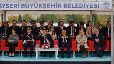 Kayseri Büyükşehir Belediye Başkanı Dr. Memduh Büyükkılıç, Cumhuriyet’in 103’üncü kuruluş