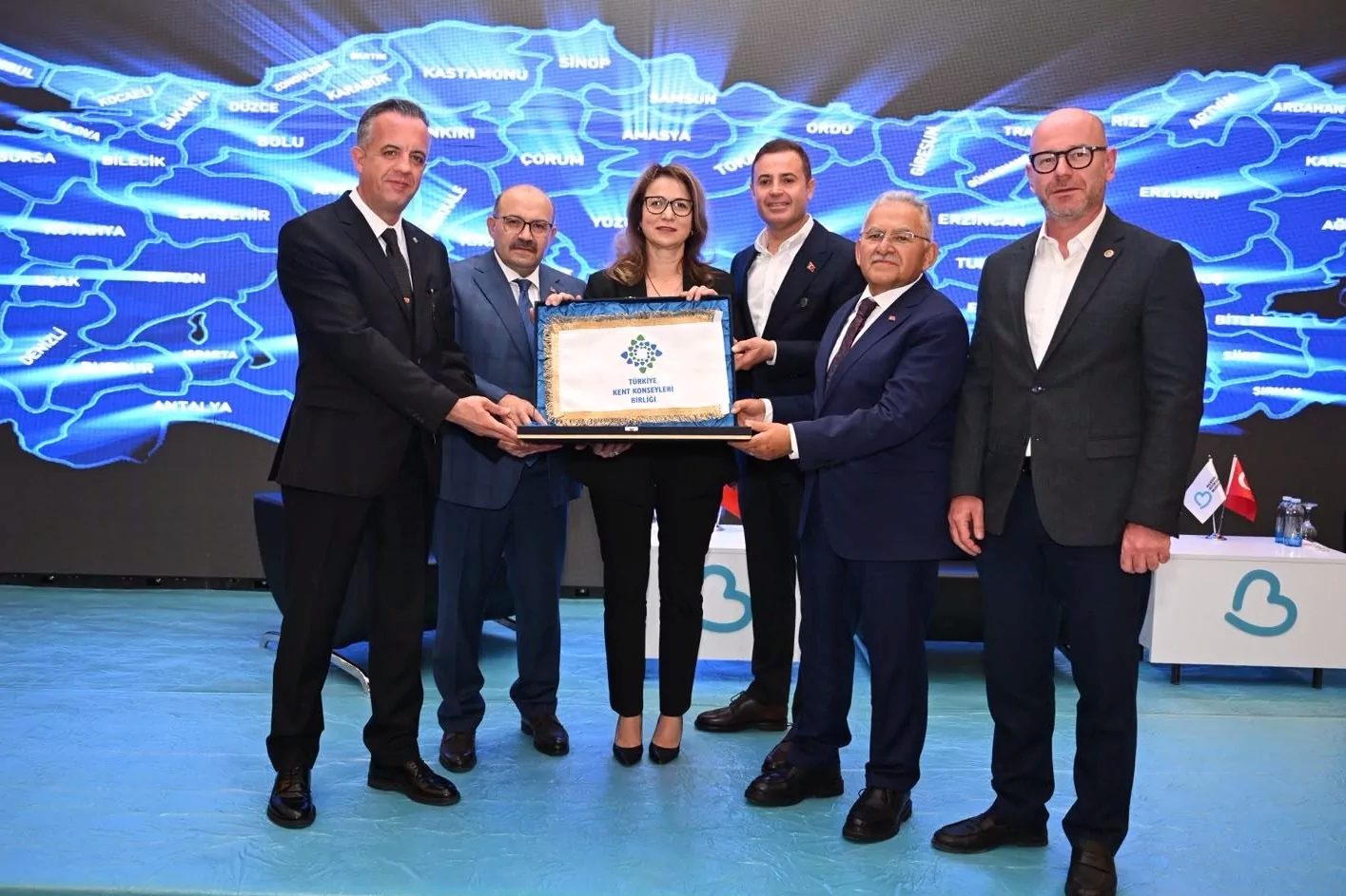 Balıkesir’in ev sahipliğinde düzenlenen Türkiye Kent Konseyleri Birliği Ulusal Toplantısı